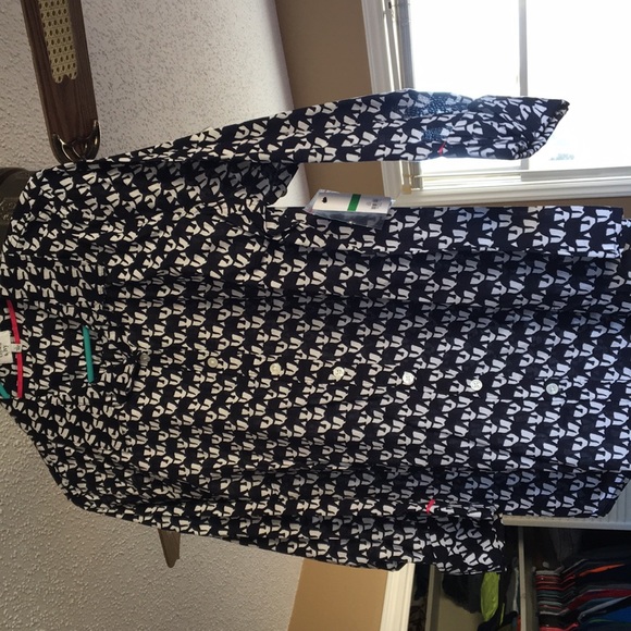 Crown and Ivy Button Up - Picture 1 of 1